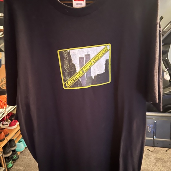 Supreme Navy Tee with Urban Graphic - Picture 1 of 2